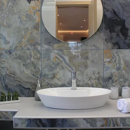 The Rock Luxury Homes 메사리아