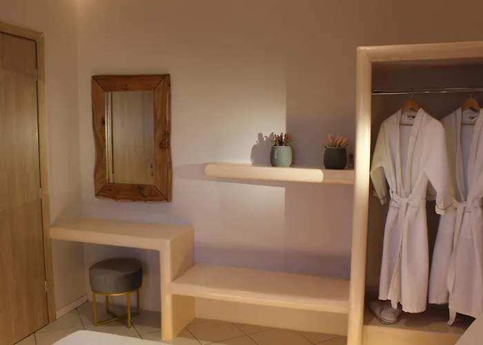 Vakantiehuis The Rock Luxury Homes Mesariá