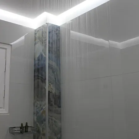 The Rock Luxury Homes Hébergement de vacances *