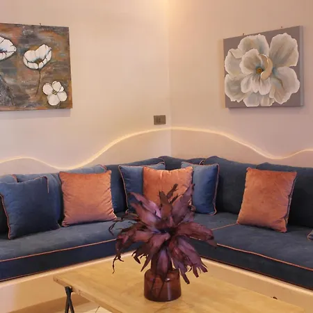 度假居 The Rock Luxury Homes *